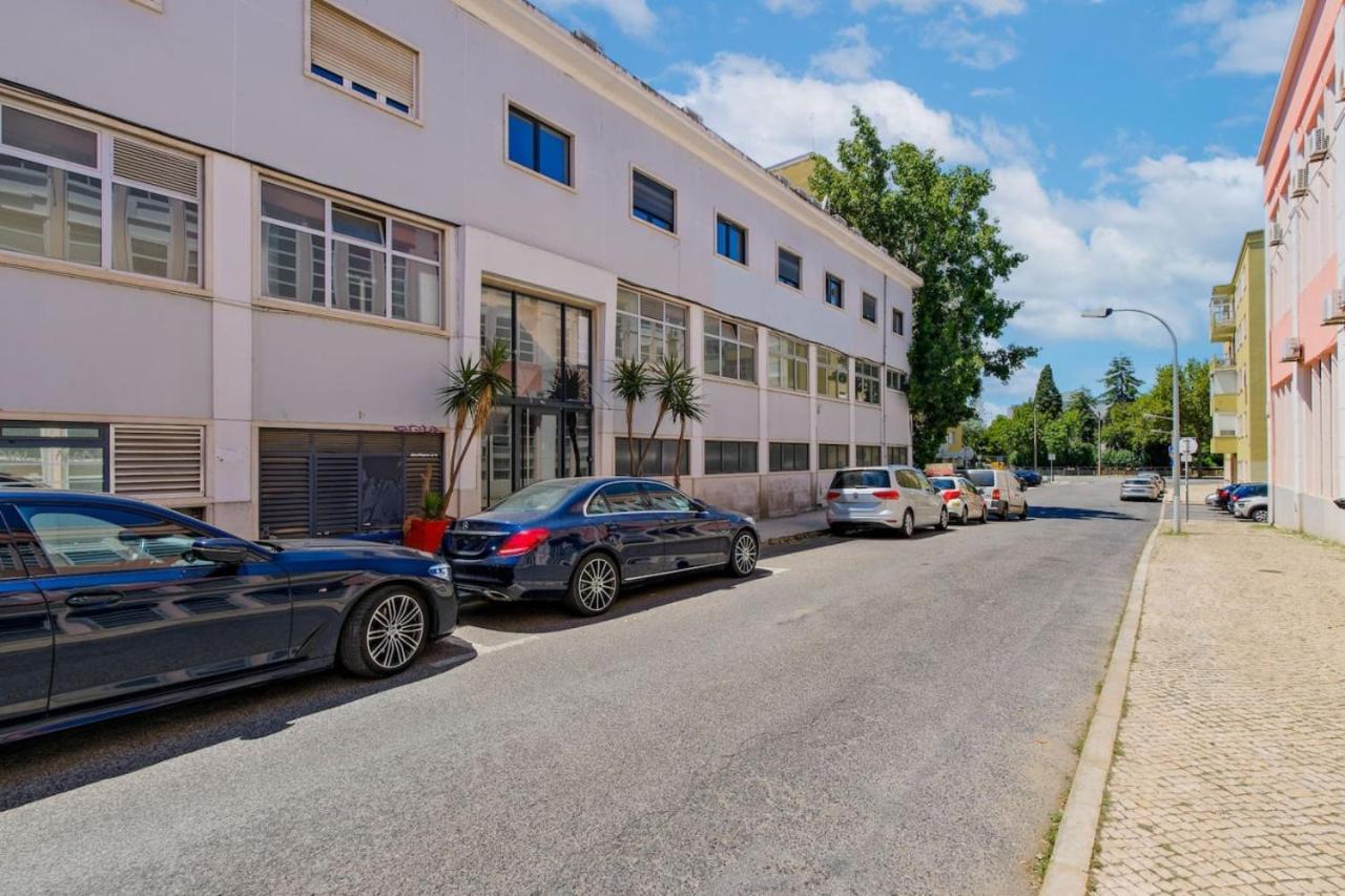 Lovely Fully Equipped Near Subway N3 Appartement